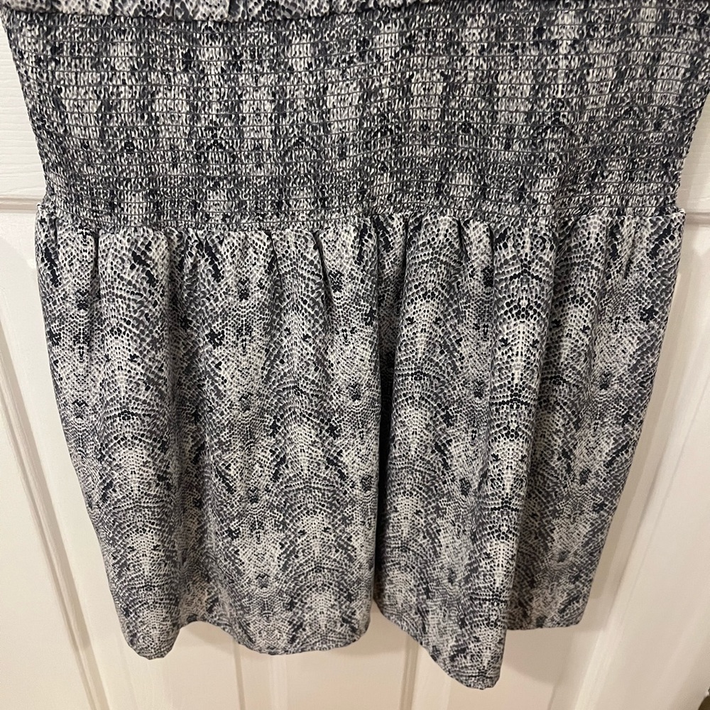 Joie Drop Waist Gray Dress - Picture 3 of 9